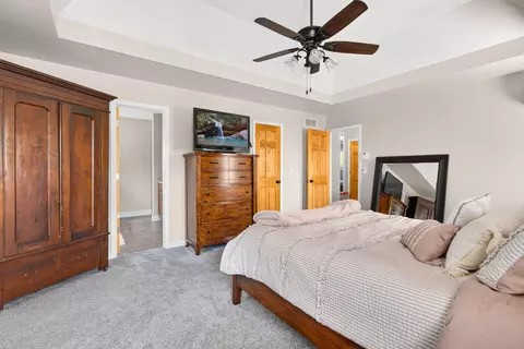 Bedroom - 253 Clark Dr, Circleville, OH 43113 photo 2 of 8