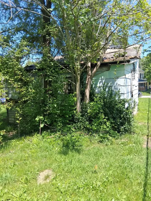 Exterior - 938 E High St, Lima, OH 45801 photo 5 of 5