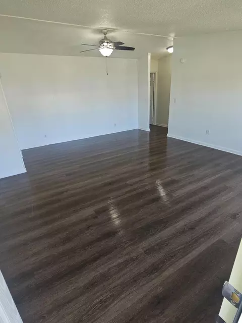 215 Rona Blvd, Pataskala, OH 43062