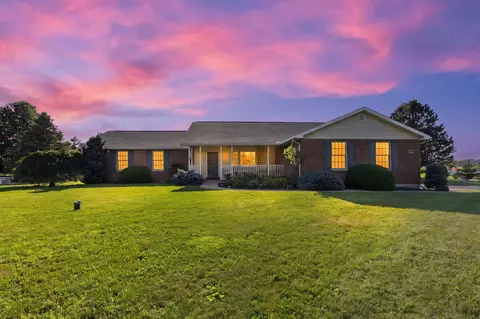 3151 Wall St, Centerburg, OH 43011