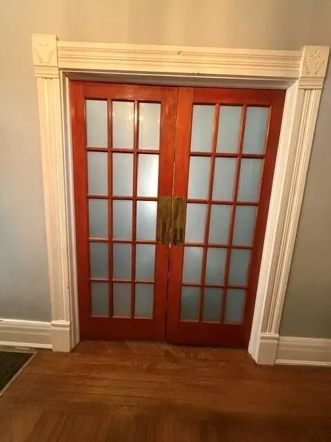 Entry Way - 207 E Wheeling St, Lancaster, OH 43130 photo 2 of 4