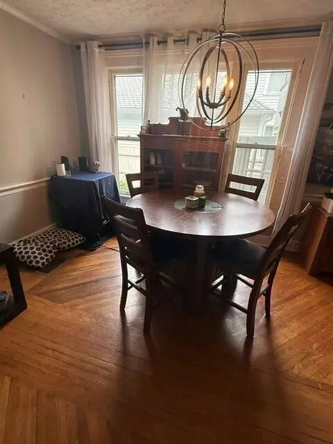 Dining - 207 E Wheeling St, Lancaster, OH 43130 photo 1 of 1