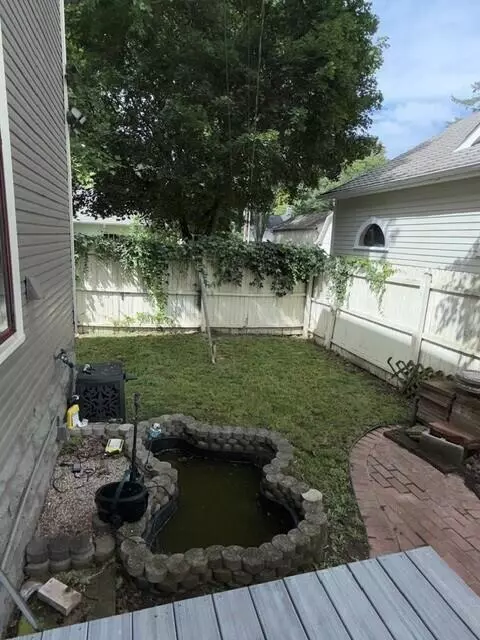 Exterior - 207 E Wheeling St, Lancaster, OH 43130 photo 3 of 4