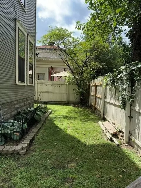 Exterior - 207 E Wheeling St, Lancaster, OH 43130 photo 6 of 6