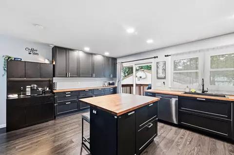 Kitchen - 2457 Capaldi Dr, Marion, OH 43302 photo 5 of 5