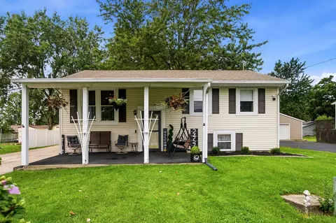 Exterior - 2457 Capaldi Dr, Marion, OH 43302 photo 2 of 9