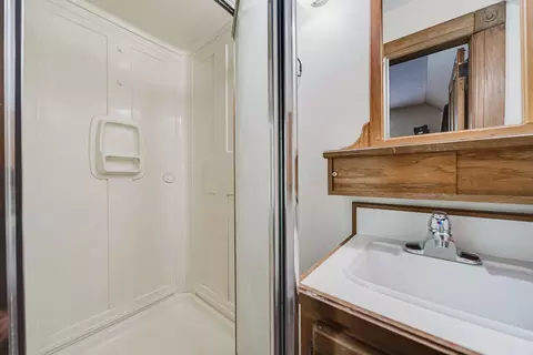Bath - 303 S Main St, Prospect, OH 43342 photo 3 of 3