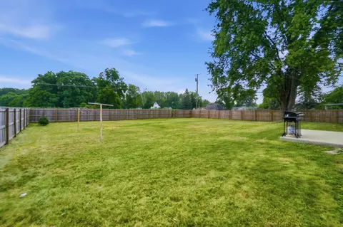 Exterior - 760 Humble Dr, De Graff, OH 43318 photo 6 of 9