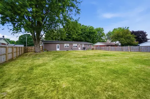 Exterior - 760 Humble Dr, De Graff, OH 43318 photo 4 of 9