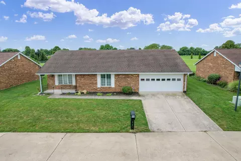 851 Circle Dr #32, London, OH 43140