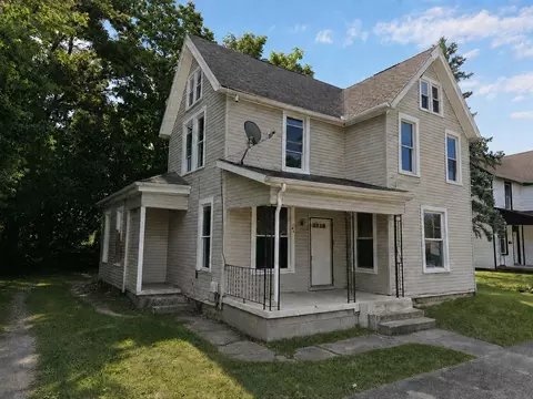 Exterior - 246 S Hubert Ave, Springfield, OH 45505 photo 2 of 5