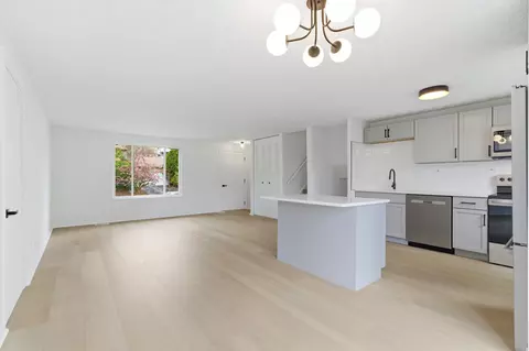 Living - 8669 Ripton Dr, Powell, OH 43065 photo 5 of 9