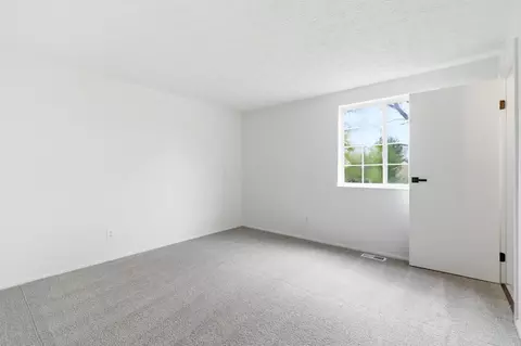 Bedroom - 8669 Ripton Dr, Powell, OH 43065 photo 1 of 4