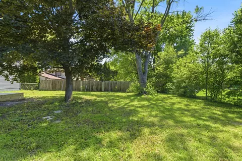 Exterior - 8669 Ripton Dr, Powell, OH 43065 photo 8 of 9