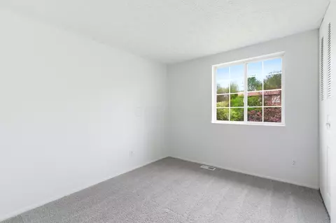 Bedroom - 8669 Ripton Dr, Powell, OH 43065 photo 4 of 4