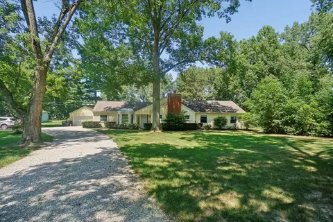 4577 E Johnstown Rd, Columbus, OH 43230