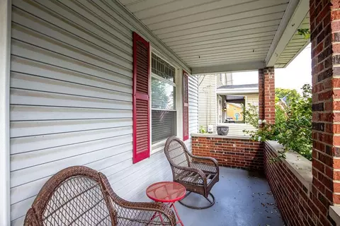 Exterior - 124 Albert St, Cincinnati, OH 45217 photo 4 of 6