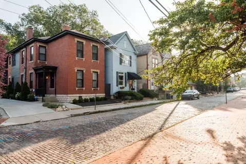 Exterior - 384 E Beck St, Columbus, OH 43206 photo 2 of 21
