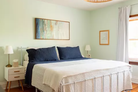 Bedroom - 384 E Beck St, Columbus, OH 43206 photo 2 of 11