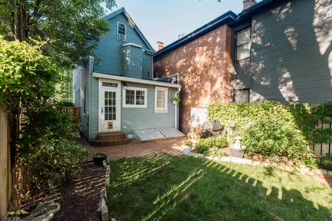 Exterior - 384 E Beck St, Columbus, OH 43206 photo 19 of 21