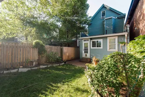 Exterior - 384 E Beck St, Columbus, OH 43206 photo 16 of 21