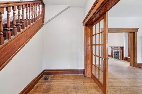 Entry Way - 32 E Maynard Ave, Columbus, OH 43202 photo 2 of 3
