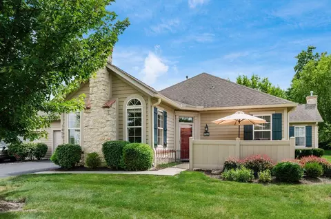 1499 Cascade Dr #24, Grove City, OH 43123