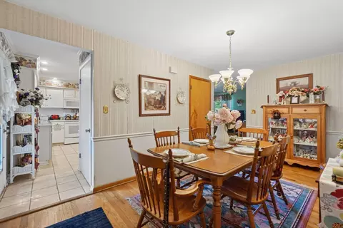 Dining - 544 Edgewood Dr, Circleville, OH 43113 photo 4 of 4