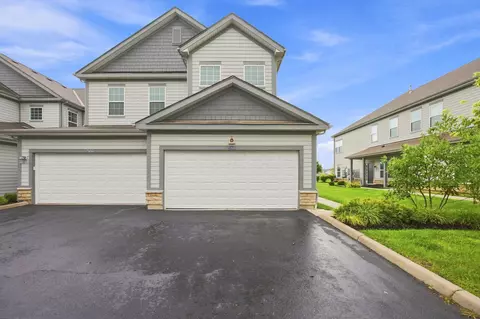 5900 Bluestone Way, Lewis Center, OH 43035