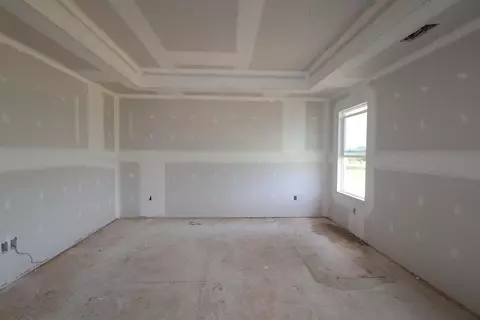 Bedroom - 1015 Dawsons Dr, Hebron, OH 43025 photo 1 of 2