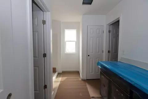 Entry Way - 1015 Dawsons Dr, Hebron, OH 43025 photo 3 of 4