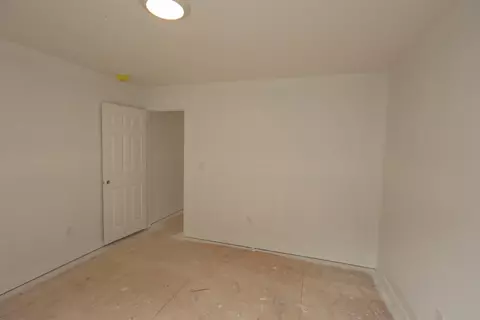 Bedroom - 1015 Dawsons Dr, Hebron, OH 43025 photo 3 of 6