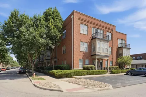936 Perry St #214, Columbus, OH 43215