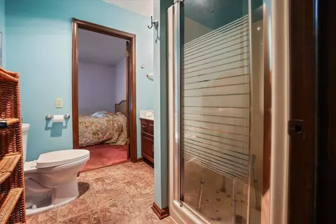 Bath - 12960 Appleton Rd, Croton, OH 43013 photo 2 of 3