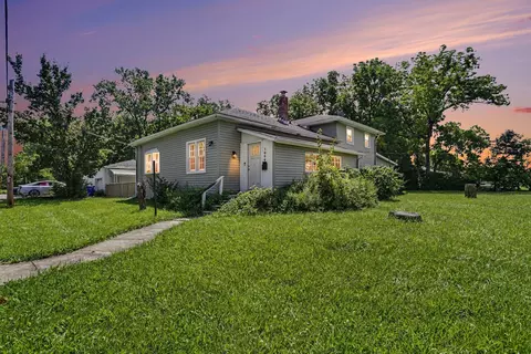 1664 Zettler Rd, Columbus, OH 43227