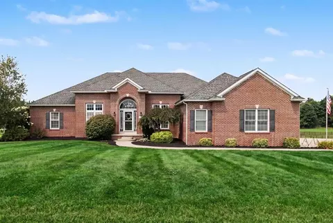 148 Connemara Dr, Granville, OH 43023
