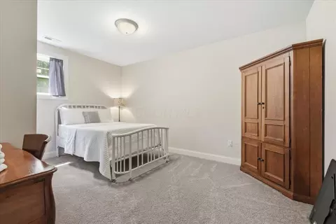 Bedroom - 3315 Apple Valley Dr, Howard, OH 43028 photo 6 of 8