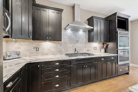 Kitchen - 3315 Apple Valley Dr, Howard, OH 43028 photo 1 of 9