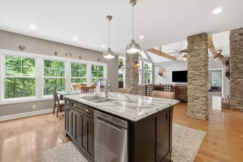 Kitchen - 3315 Apple Valley Dr, Howard, OH 43028 photo 7 of 9
