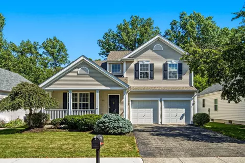 7184 Upper Albany Dr, New Albany, OH 43054