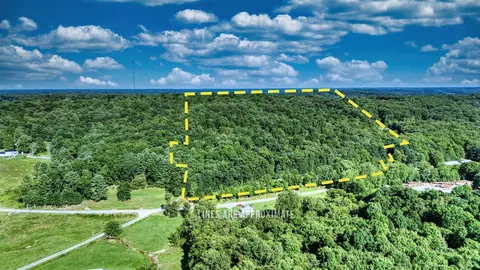 10592 Fallsburg Rd NE, Frazeysburg, OH 43822