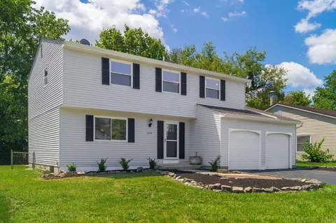 2245 Blue Rock Ln, Grove City, OH 43123