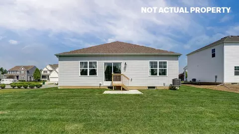 Exterior - 1774 Pumpkin Rdg, Circleville, OH 43113 photo 2 of 2
