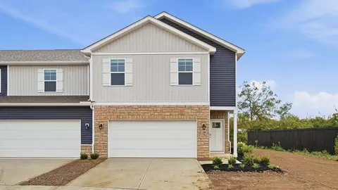 1380 Marinelli Dr E, Columbus, OH 43228