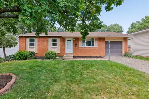 6504 Kings Charter Rd, Reynoldsburg, OH 43068