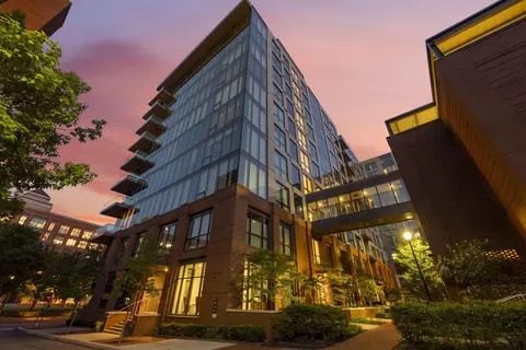 225 John H Mcconnell Blvd #705, Columbus, OH 43215
