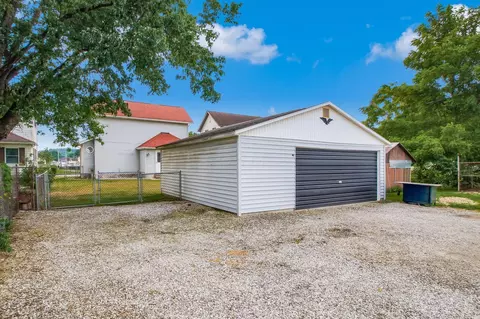 Exterior - 458 E Main St, Newark, OH 43055 photo 8 of 8