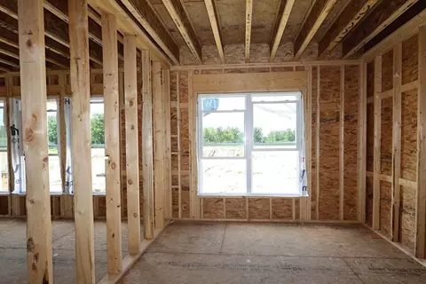684 Fadley Loop E, Delaware, OH 43015 photo 3