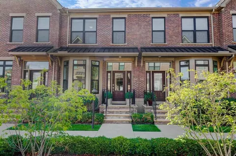 866 Pullman Way #23, Grandview Heights, OH 43212