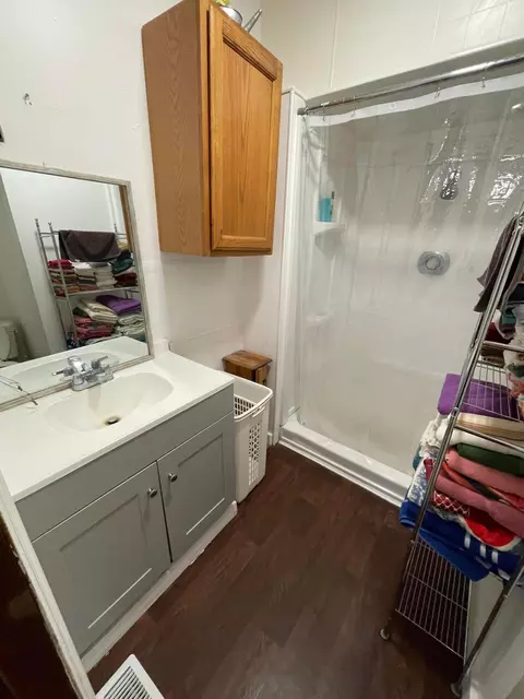 215 W Mound St, Circleville, OH 43113 photo 6